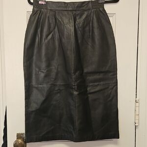 Diversity Vintage Black Leather Pencil Skirt Womens Size 10